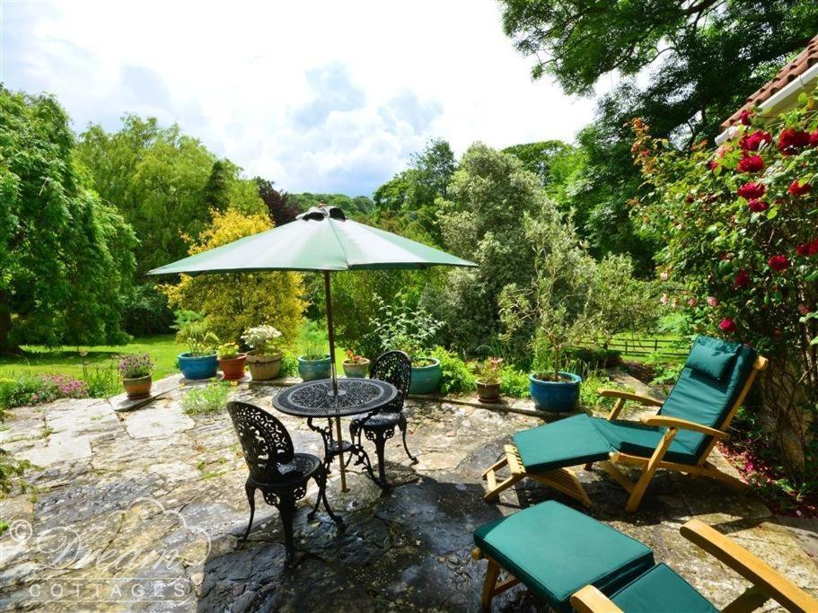 Sixpenny Cottage Upwey Екстер'єр фото